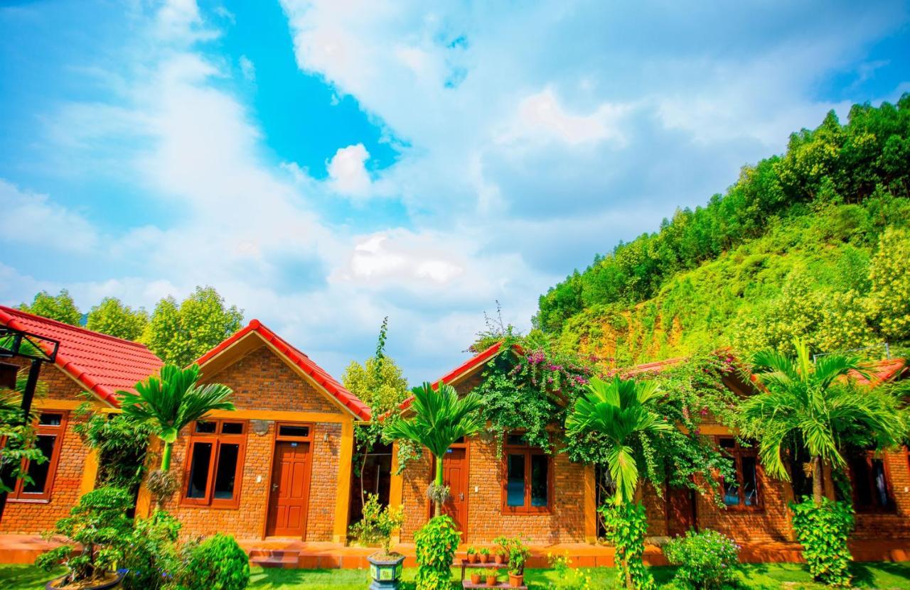 Hillside View Bungalow Homestay ฟ็องญา ภายนอก รูปภาพ